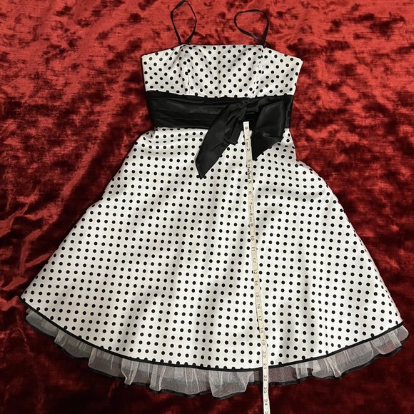 Morgan & Co. Polka Dot Formal Dress - Picture 10 of 10